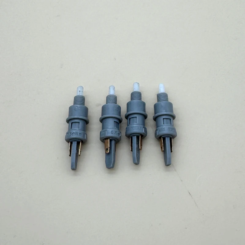 Motorcycle Brake Clutch Switch 1/2/4/pcs Universal 6mm Front Rear Light Rear Brake Tail Light Plug for Honda Yamaha Scooter
