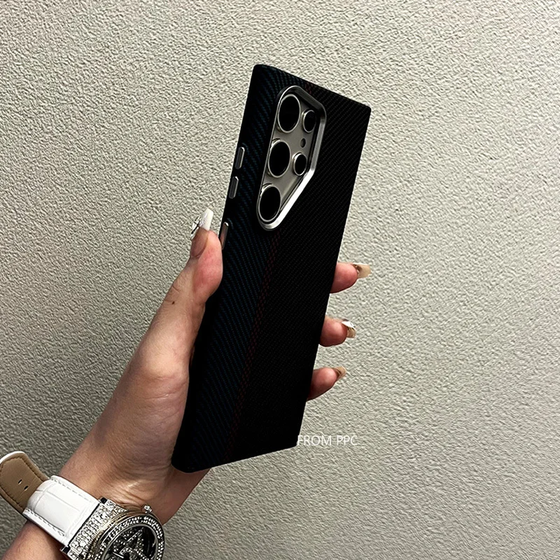 حافظة مغناطيسية من ألياف الكربون لهاتف سامسونج S25...