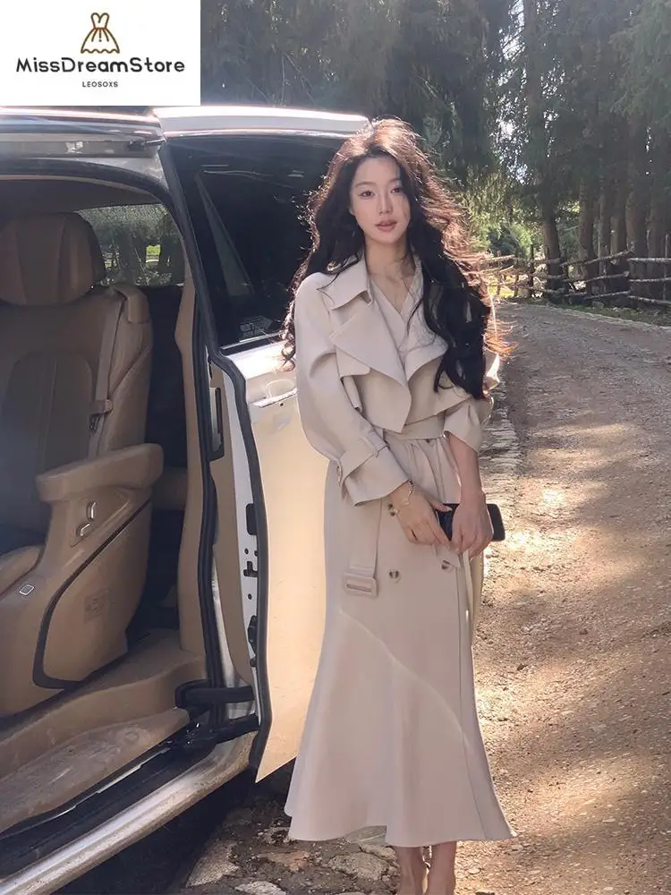 

Sleeveless vest fish tail windbreaker for women with autumn design sense Long sleeved short jacket two-piece set