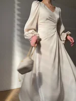 فستان نسائي كلاسيكي فرنسي من IEQJ بأكمام طويلة وفتحة رقبة على شكل حرف v مطرز بألوان سادة فساتين نسائية موضة صيف 2023 جديد 3W1191 1