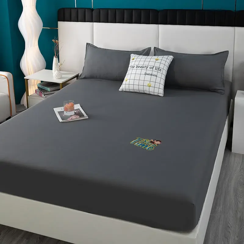 DARK GRAY