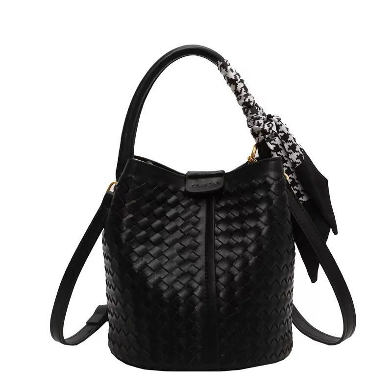 

Classic woven bag women's exquisite senior sense single shoulder crossbody new simple large capacity portable b