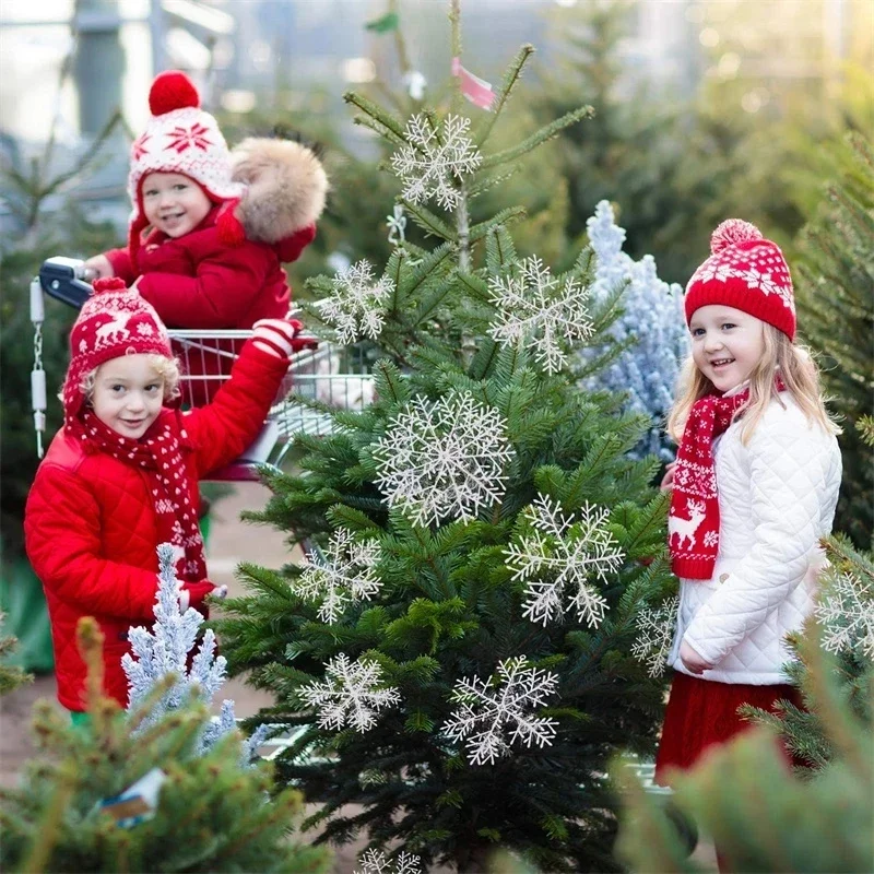 30 Pieces Festive Snowflake Ornaments Christmas Tree and Wedding Decorations Home Holiday Decoration Christmas Ornaments Winter Snow Decoration