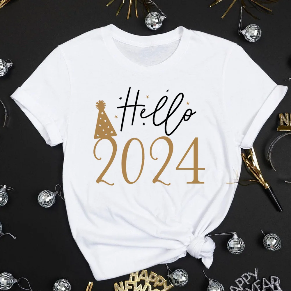 Рисунок 5 - Женская футболка с принтом Hello 2024