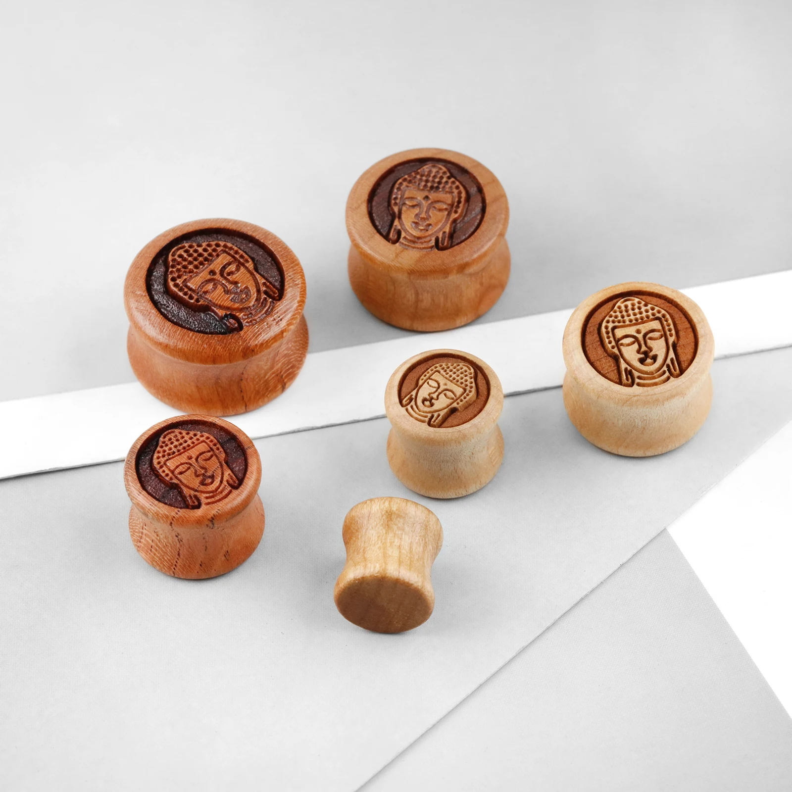 Body Piercing Jewelry 1Pair Wood Ear Plug And Tunnel Earring Ear Guages Plug Stretcher Expander Dermal Piercing