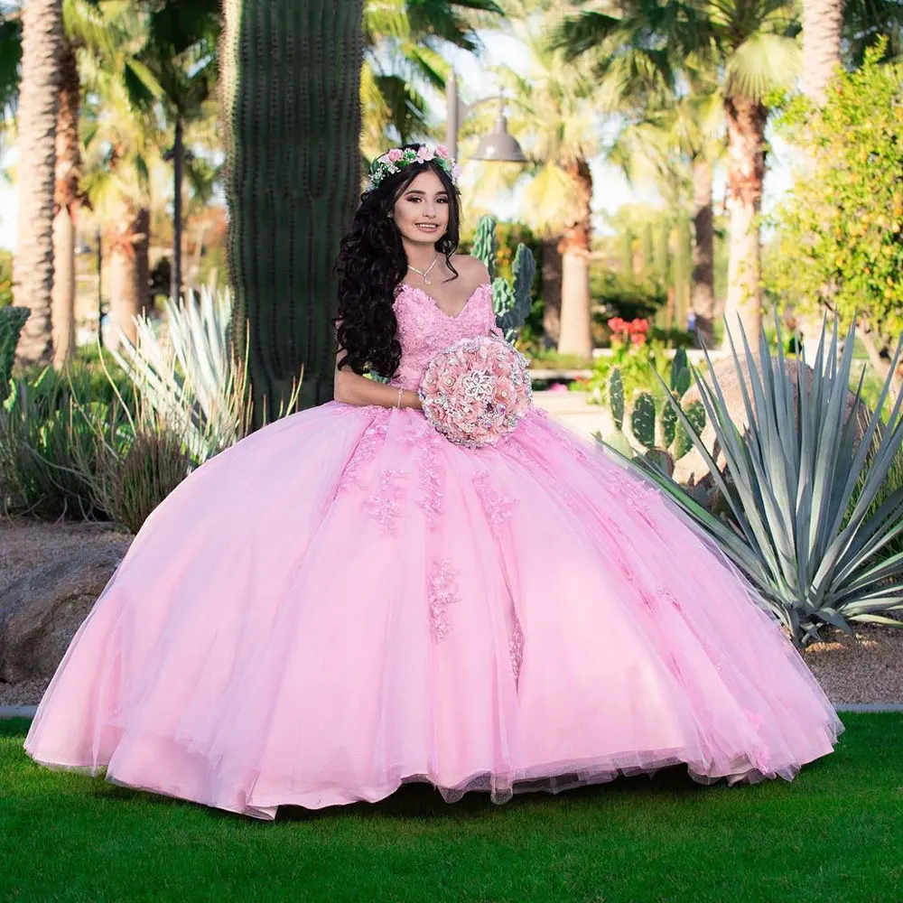 

Милое новое розовое платье Quinceanera XV 2024 мексиканское платье с бантом 15 костей для принцессы, милое бальное платье на день рождения 16, Кружевная аппликация