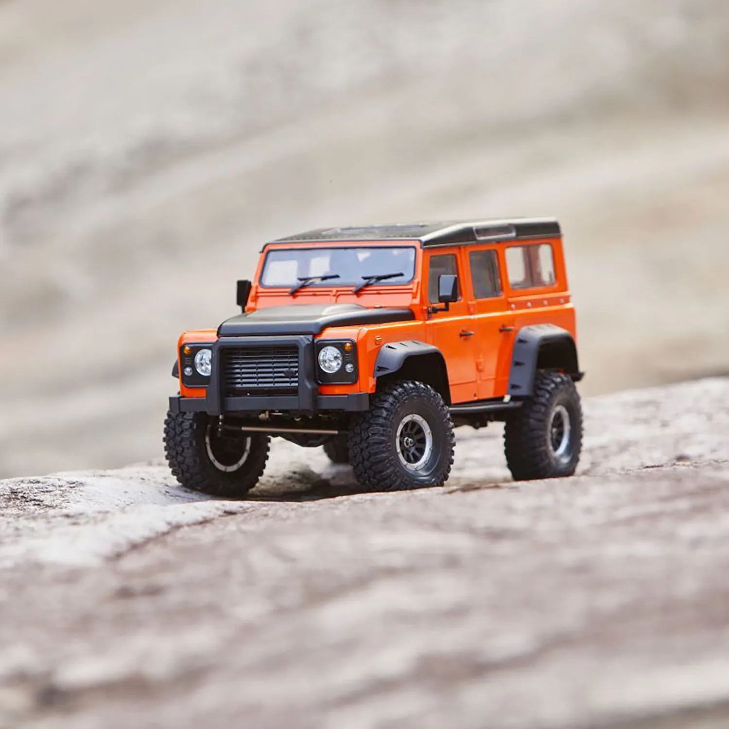 In Stock YIKONG 1/10 Scale RC Crawler 2-speed Radio Control Car Model 4x4 Off Road Car with Light Motor ESC Toys TH20700-SMT1 4