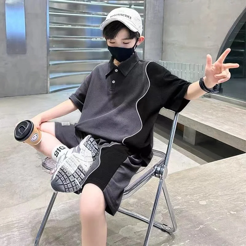Boys' Summer 2024 New Zhongda Children's Summer Wear Boys' Personality Splicing Short Sleeve Leisure Sports Two-piece Set