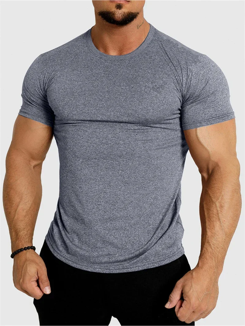 2025 Nuova maglietta sportiva attillata asciugatura rapida abbigliamento sportivo fitness top a manica corta corsa allenamento estate jogging palestra T-shirt da uomo - immagine 3