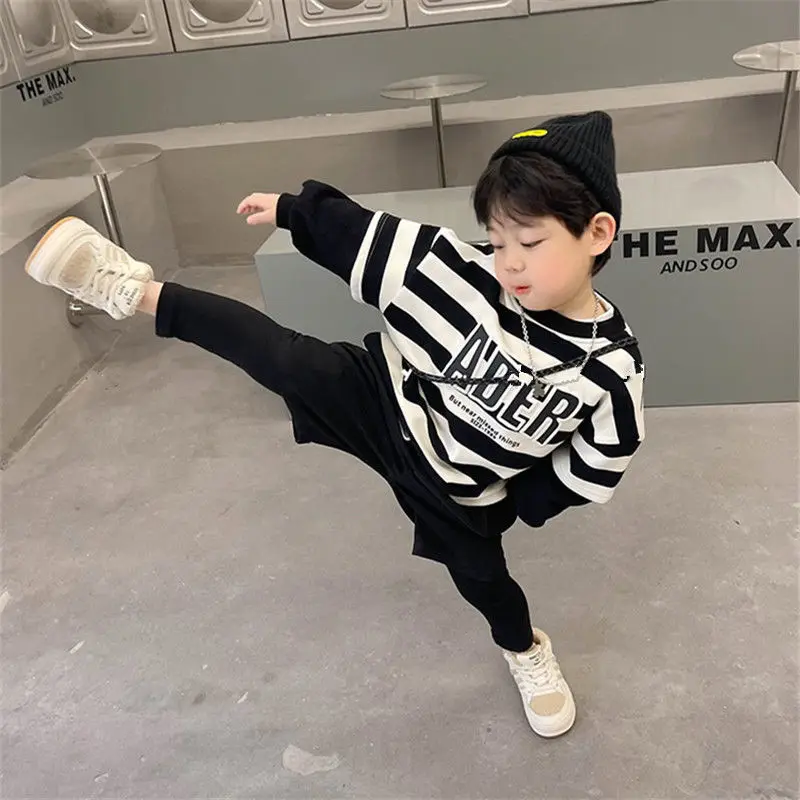 

Boy's Hoody 2022 Spring Striped Fake Two Pieces Baby Bottoming Shirt Children's Tops