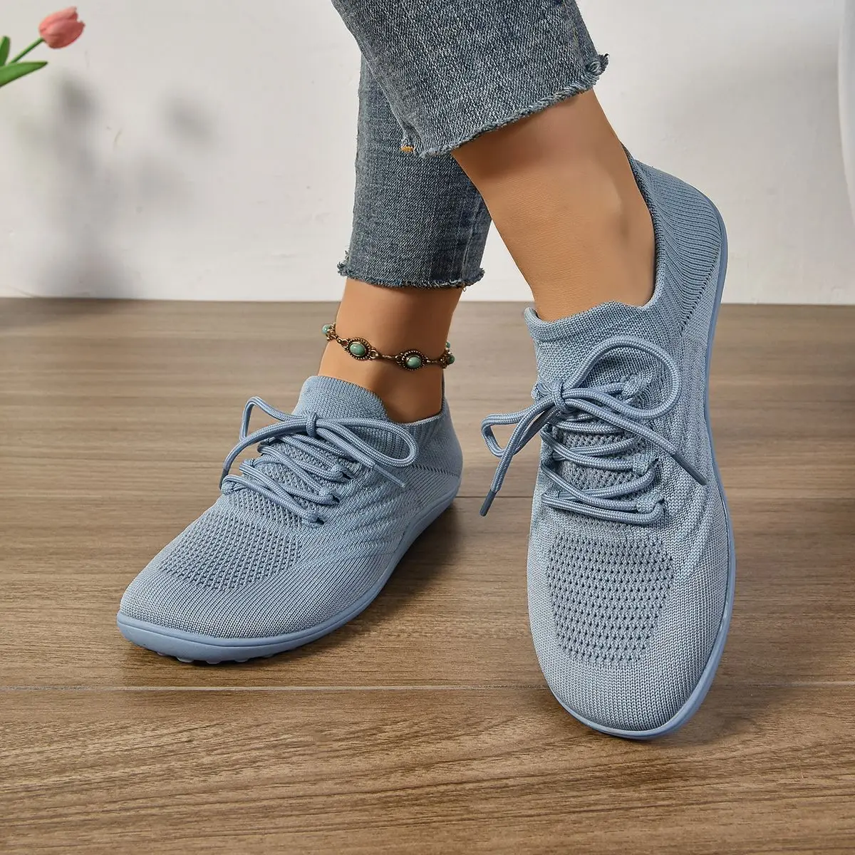 Women's Minimalist Breathable Mesh Sneakers - Comfortable Barefoot and Casual Walking Shoes