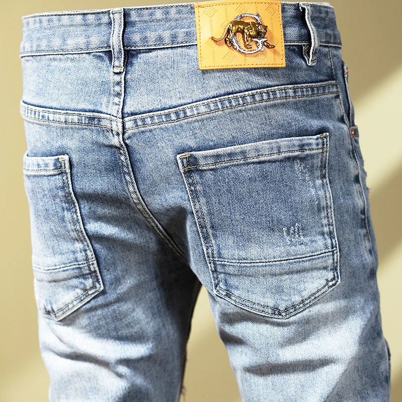 Рисунок 5 - Джинсы мужские Стрейчевые в стиле ретро