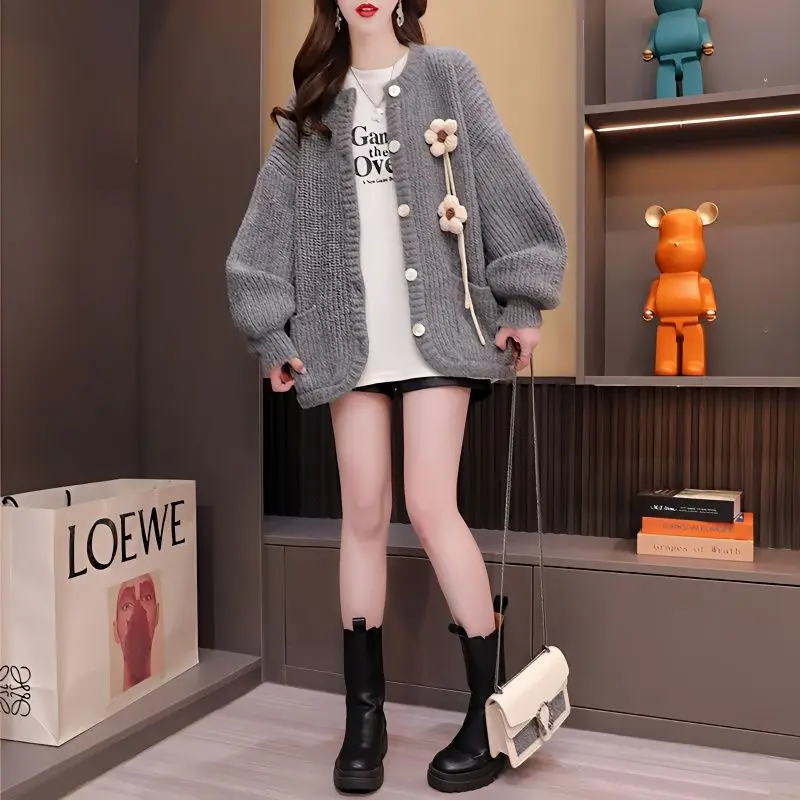 

Women Design Sense Sweater Cardigan Women Autumn and Winter Western Age Reducing Loose Long Sleeve Knitted Sweater Cardigan Coat