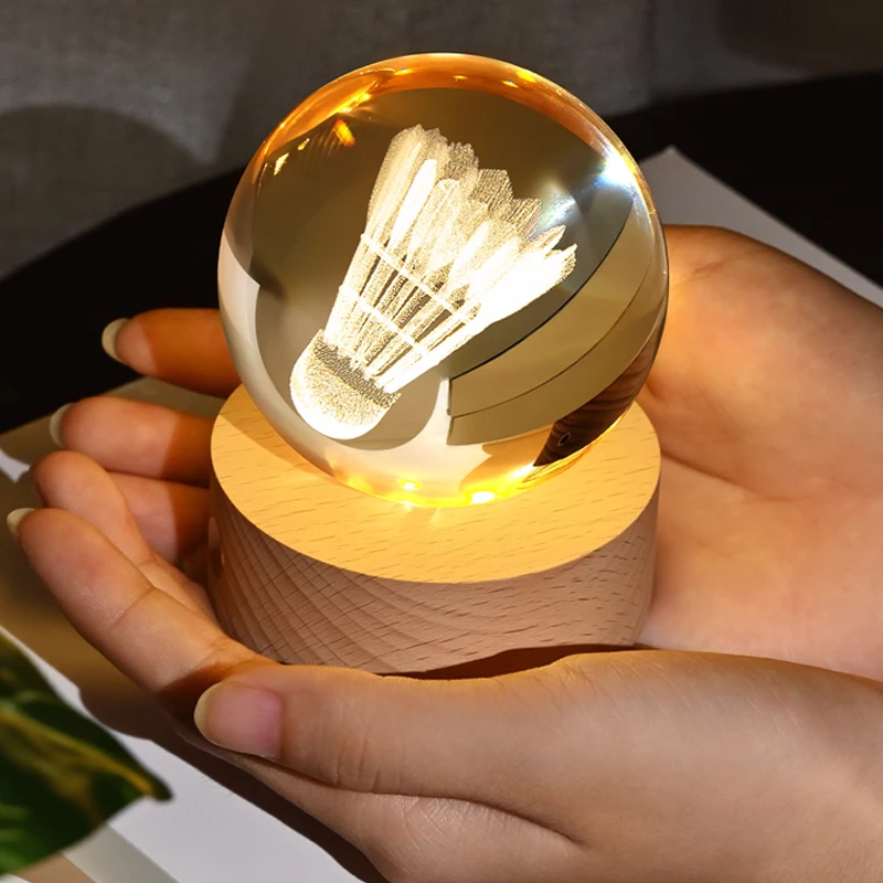 Customized Internal Carving Fishing Sports Competition Round Crystal Trophy, Home Decoration Awards, Beech Wood Base Trophy, 1Pc