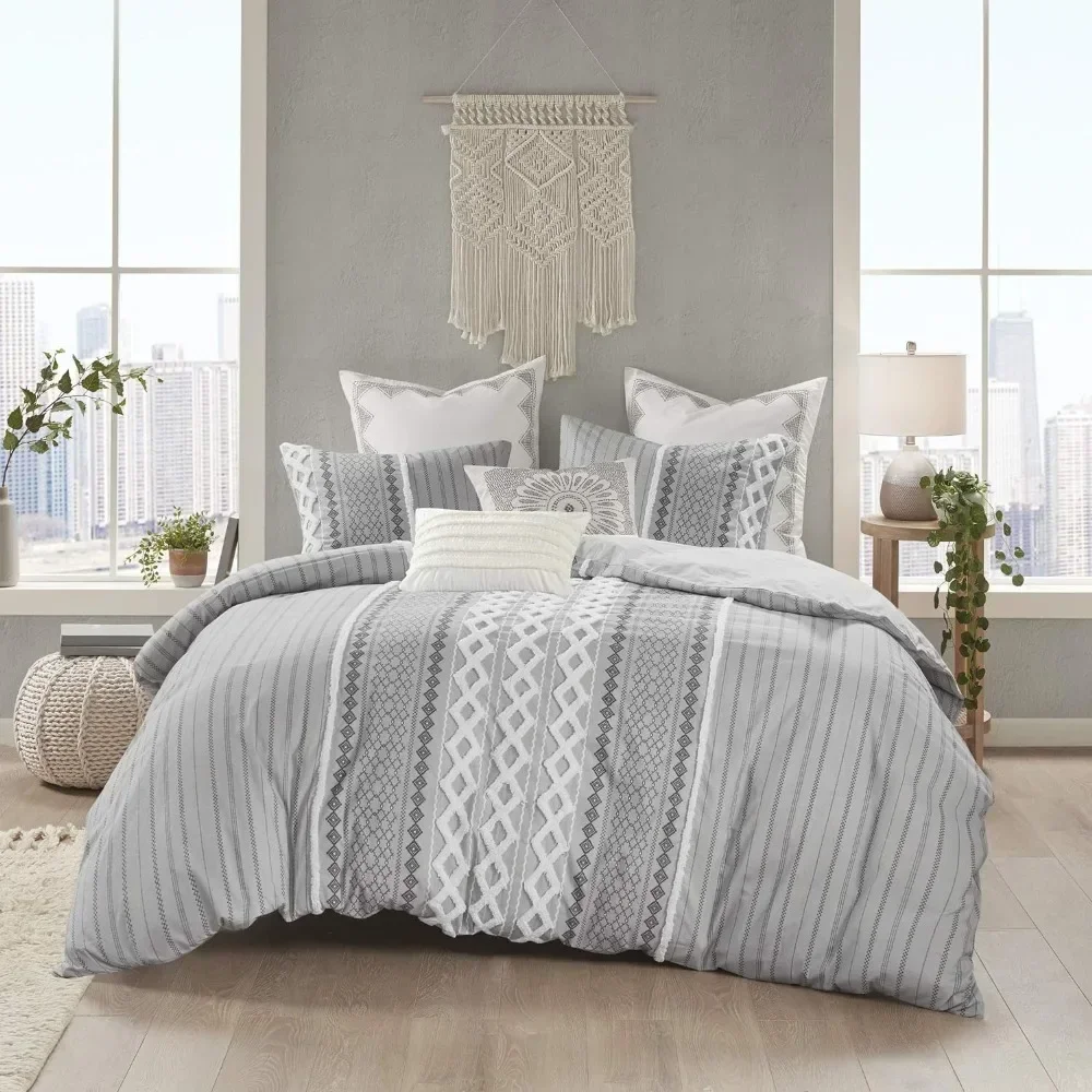 

King size bed quilt, chenille tufted, four seasons modern bohemian duvet, flared, 2 matching false strips, king grey 3-piece set