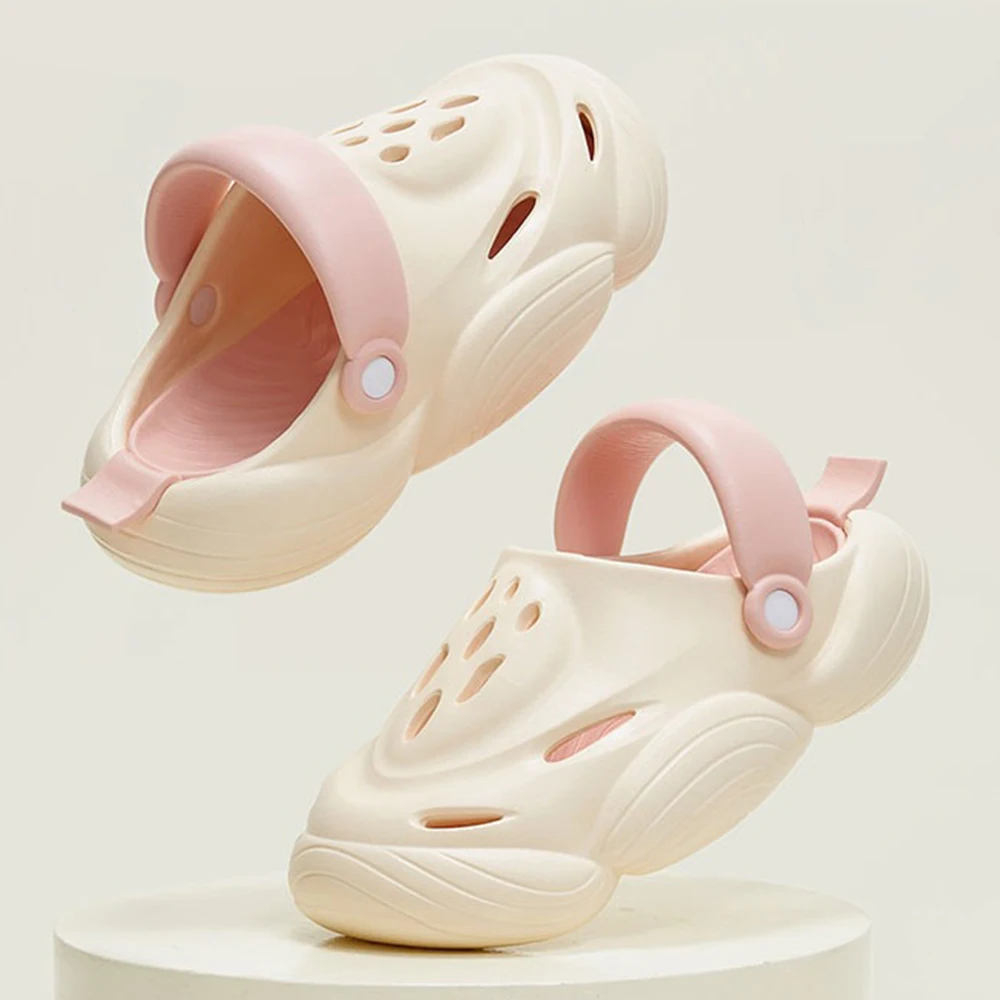 

Women Hole Shoes Summer Couple EVA Sandals Girl Beach Shoes Home Slippers Summer Wading Sneaker Men Women Sandals Slippers cc143