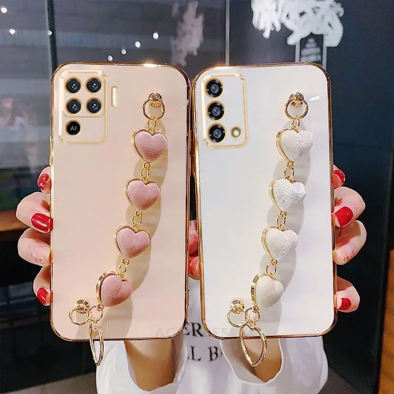 Elegant Love Heart Bracelet Chain Plating Silicone Case - Stylish & Durable Protective Cover with Realme Compatibility