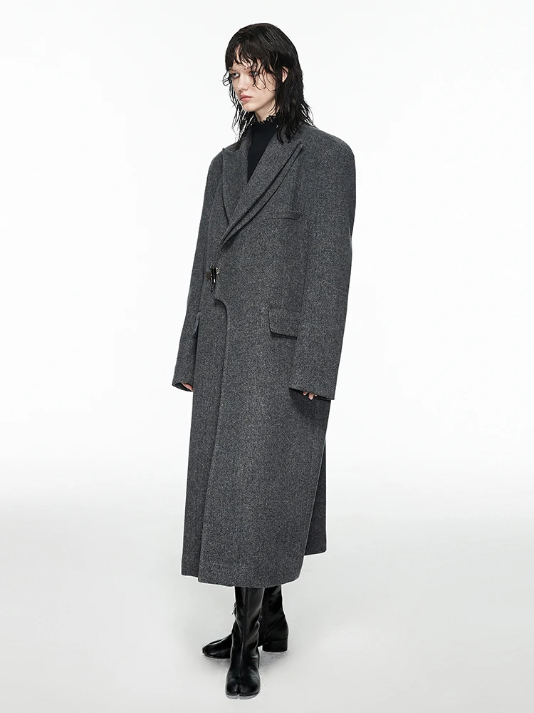 Рисунок 2 - Женский костюм с узором в елочку