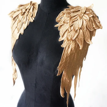 Par de asas de anjo coloridas e bordadas para costurar