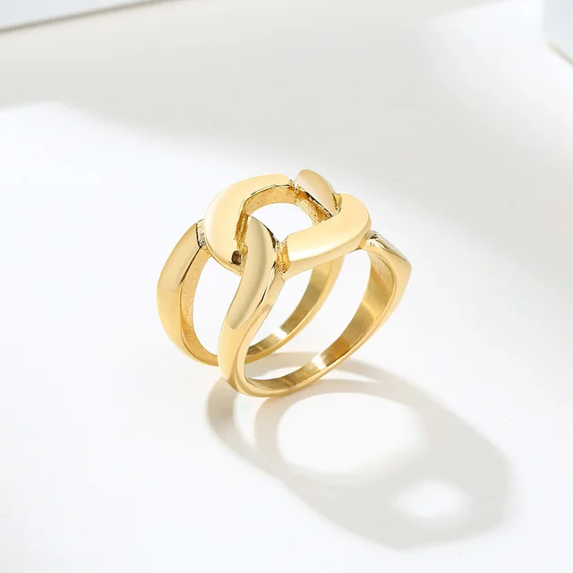 chunky gucci ring