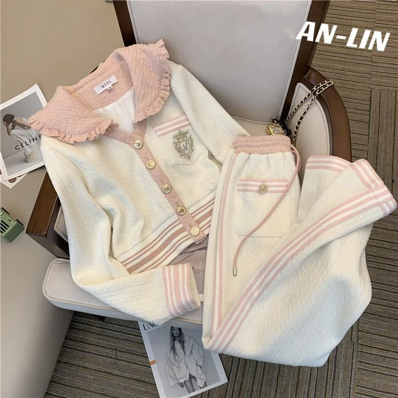 Рисунок 6 - Трикотажный Женский комплект Xiaoxiangfeng