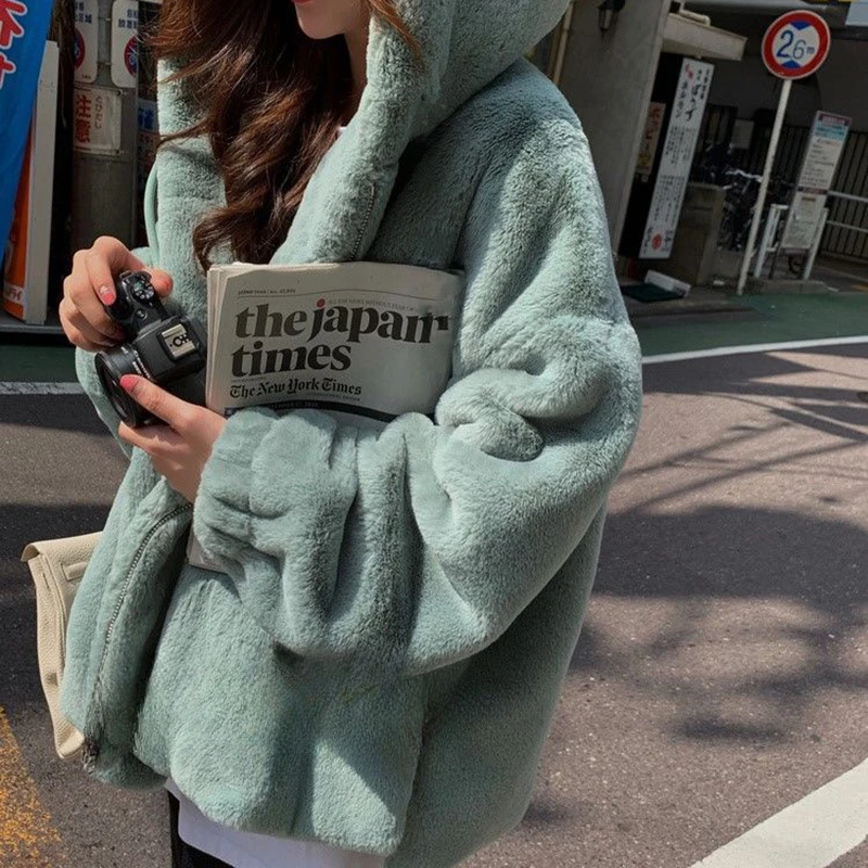 

Winter Casual Loose Hooded Faux Fur Coat Women Elegant Plus Size Warm Furry Jacket Luxury Faux Rabbit Fur Short Thicked Overcoat