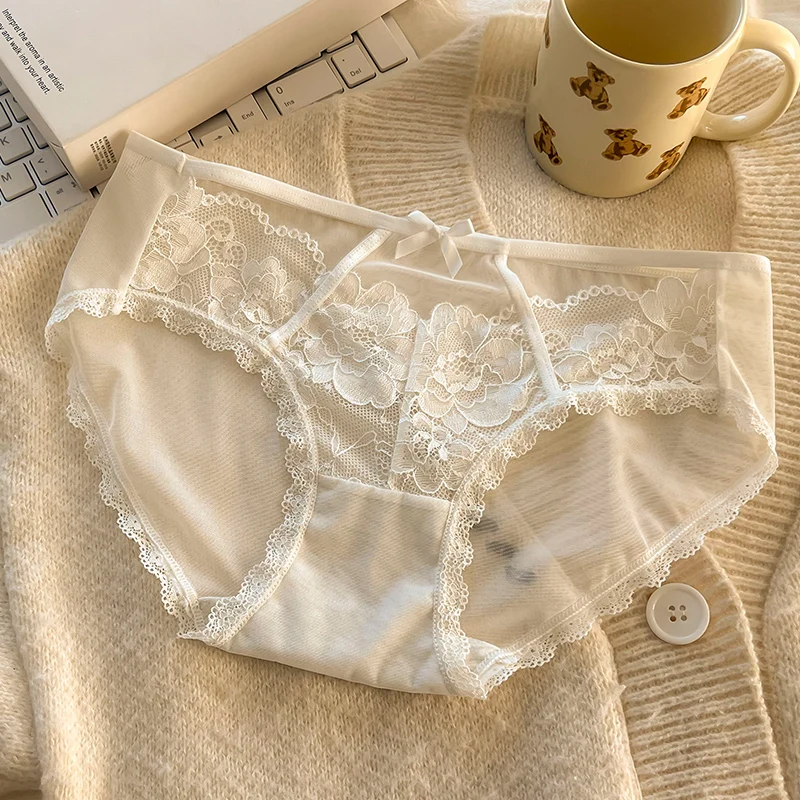 1Pcs Women's Underwear Panty black Sexy Lace Panties Girl Hollow Comfort Briefs Mid Waist Seamless Underpants Female Lingerie