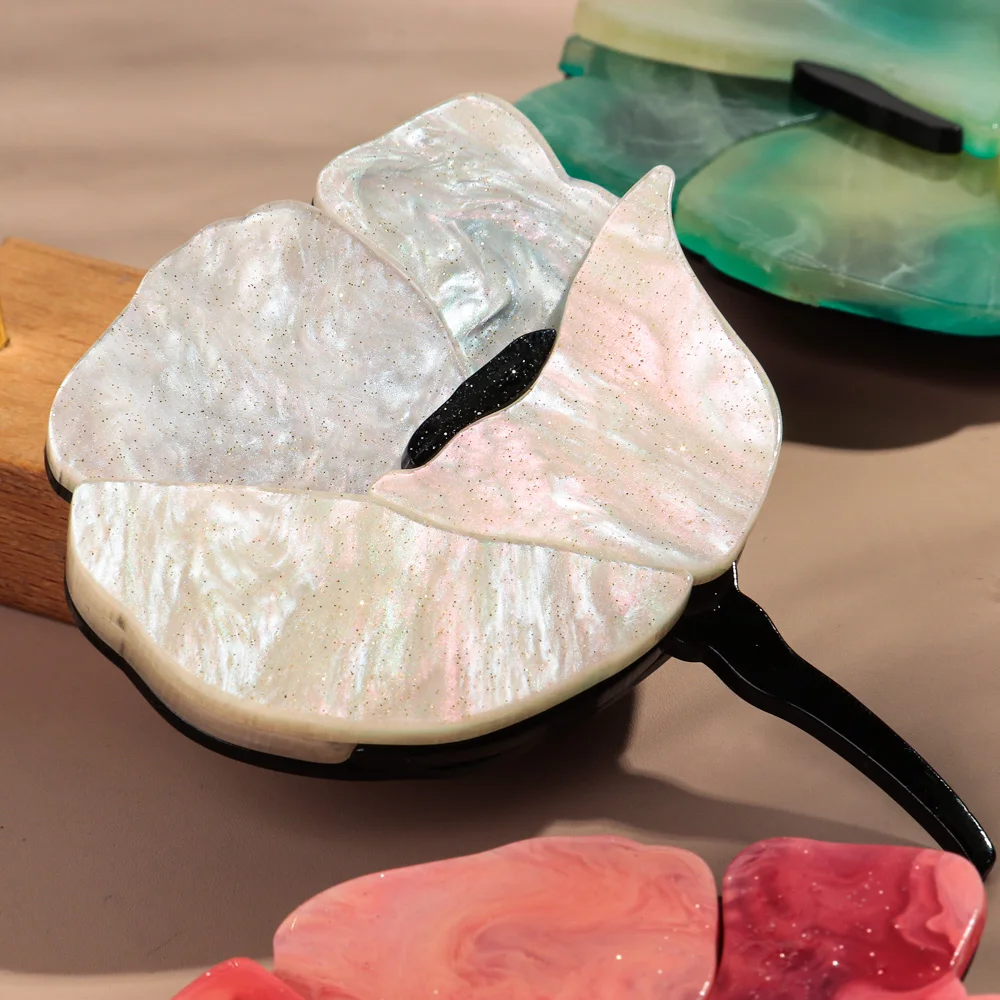 Broche Fleur Rose En Acrylique Et Acier Inoxydable - Marque Ile O Perles, Neuve Avec étiquettes, France
