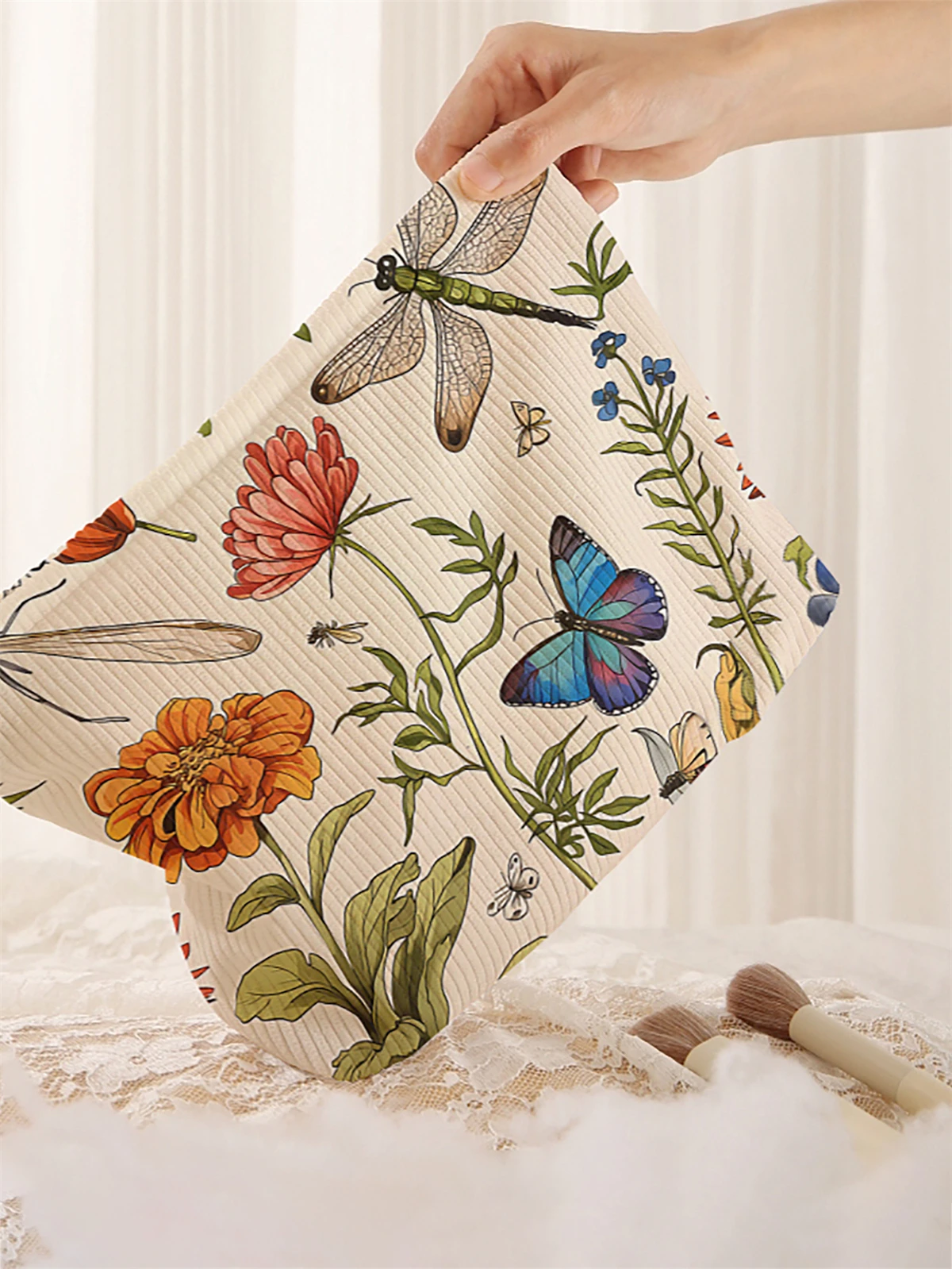 1 floral patterned corduroy makeup bag, lightweight zipper makeup storage box, multifunctional bag with lining