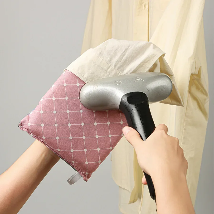1Pc Fabric Handheld Ironing Board Small Home Gloves Anti Household Insulated Handheld Tray
