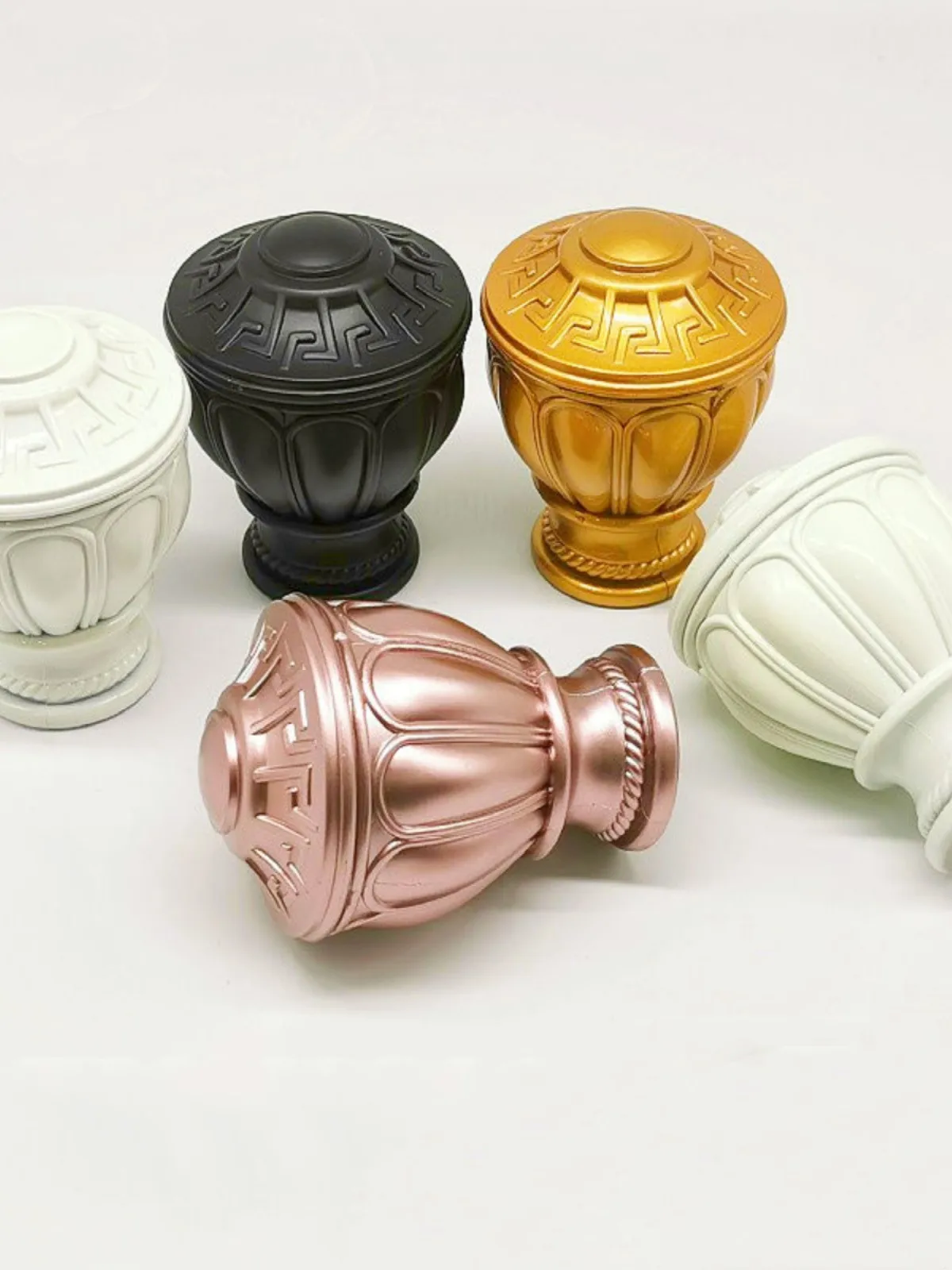 Description Picture 4 of item2pcs European Curtain Rod Decorative Head Roman Rod Seal Decorative Curtain Rod Bracket Home Decoration Hardware Accessories