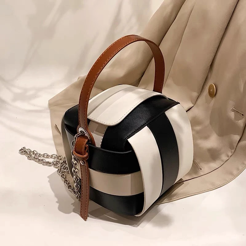 

Niche Design Small Square Bag Female 2024 Summer New Tide Black White Mixed Color All-match Chain Senior Sense Crossbody Handbag
