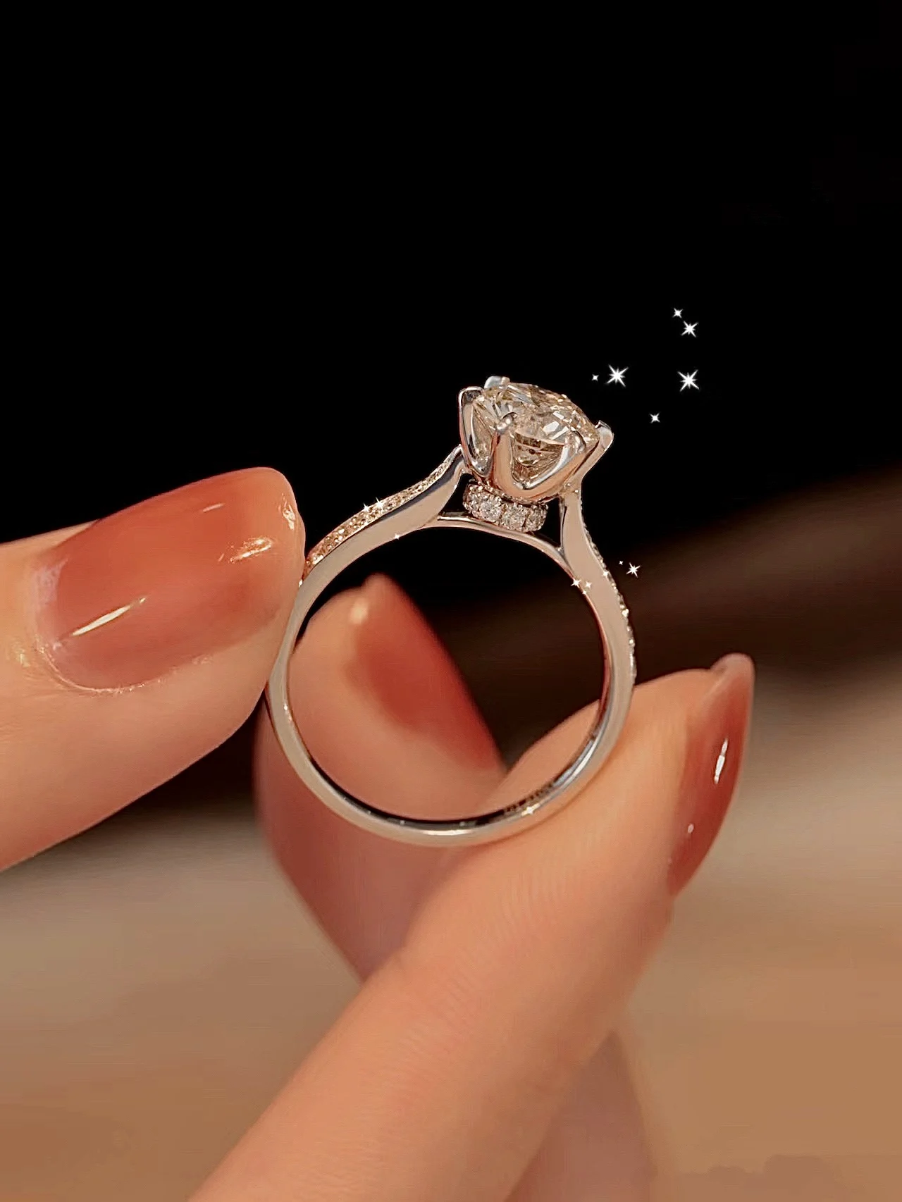 

Authentic D color Moissanite ring Female rotating six-prong diamond ring 1 carat sterling silver engagement ring for girlfriend