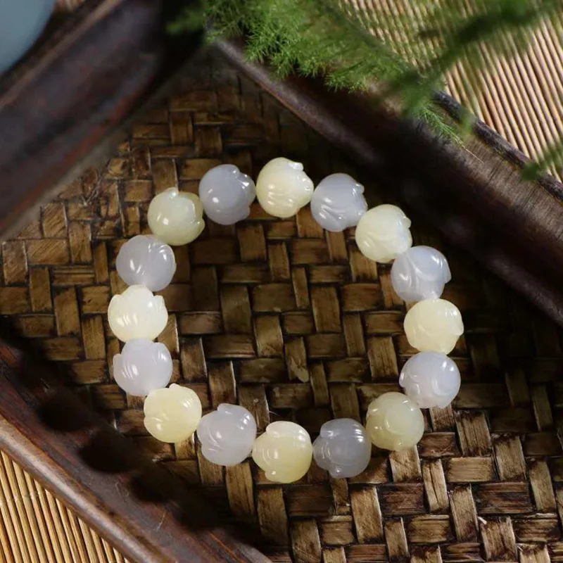 

Natural Hetian Jade Russian Sugar White Qinghai Material Smoky Purple Lotus Bracelet Carved Men and Women