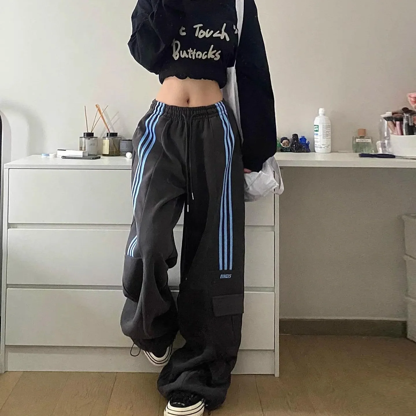 New In Women's Sweatpants Casual Matching Wide Leg Pant Chic Sportswear Loose Cargo Pants Drawstring Joggers Baggy Streetwear 4