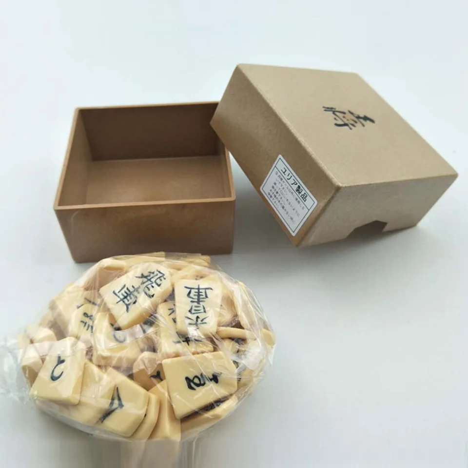 Japan Shogi BSTFAMLY Organic materials Top grade chesspiece 40Pcs/Set International Folding Sho-gi Chess Game Portable Gift LD04