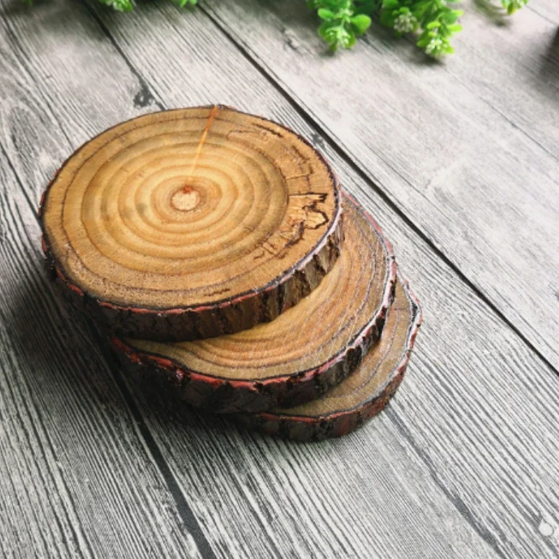 2pcs Cocktail cup coaster Solid wood coaster Camphor wood Round Natural wooden stake Heat-resistant Bar accessories