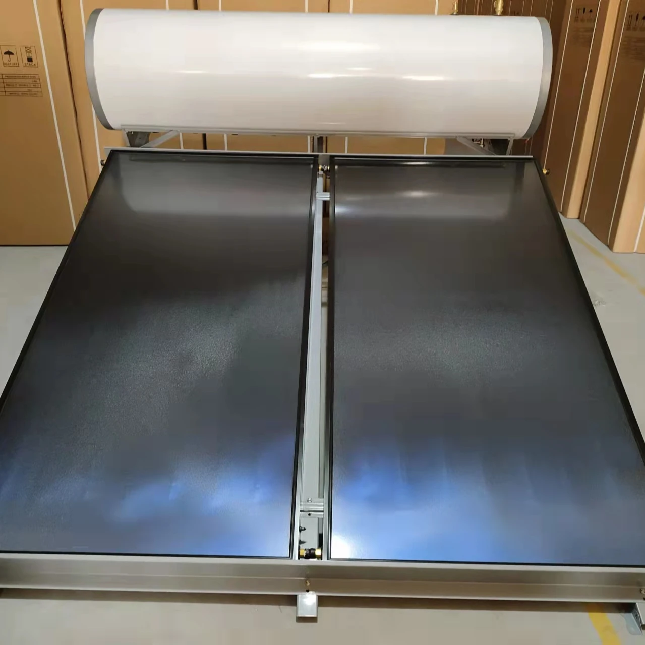 Geyser Solare Del Collettore Del Pannello Dell'Acqua Solare A Piastra Piana