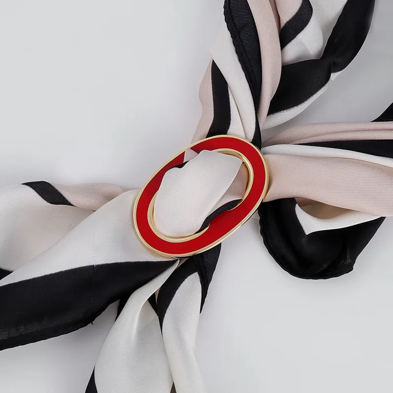 

High-end Deisgner Scarf Buckle Luxury Shawl Holder Accessories Jewelry Scarf Rings Silver Metal Ring Clip Female Gift