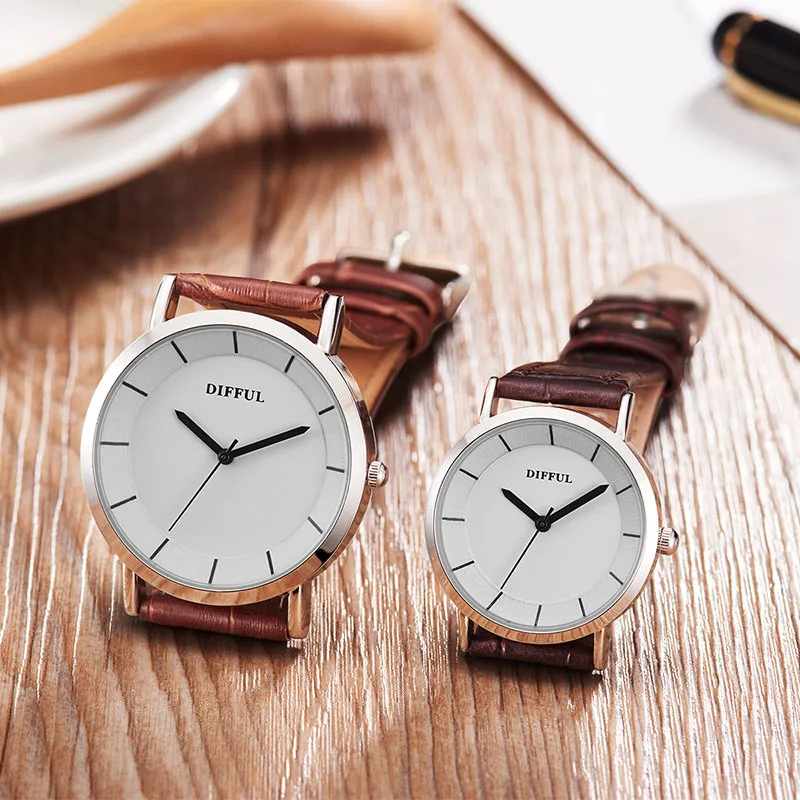 Minimalist quartz faux leather couple watch, fashionable men's and women's retro belt quartz watch