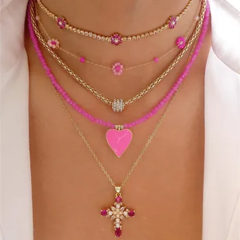 Bohemian Handmade DIY Rose Colour Beads Chain Fashion Short Necklaces For Women Big Heart Pendant Chain Choker Necklace Jewelry
