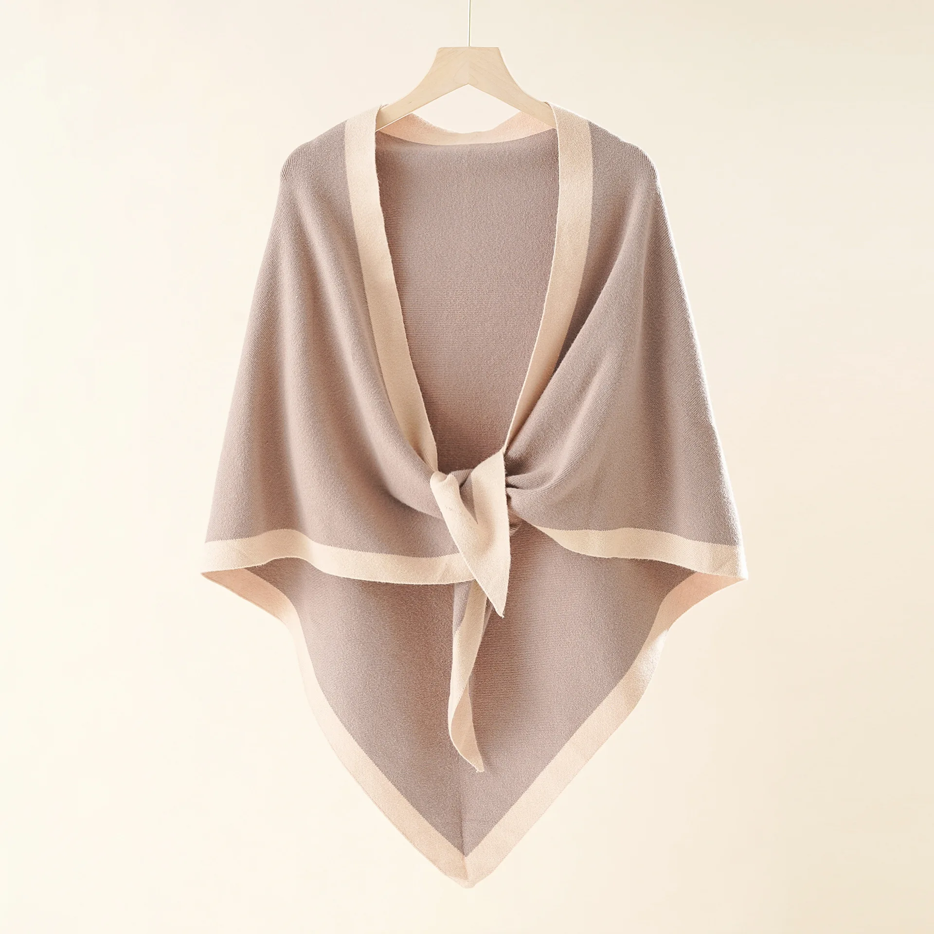 

2022 Spring Autumn New Imitation Cashmere Female Cloak Triangular Cape Air Conditioning Room Cloak Poncho Capes Khaki