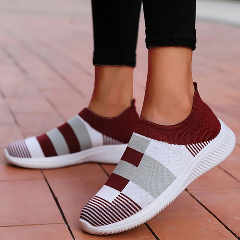 casual-shoes-women-s-sneakers-fashion-2024-new-walking-soft-sneakers