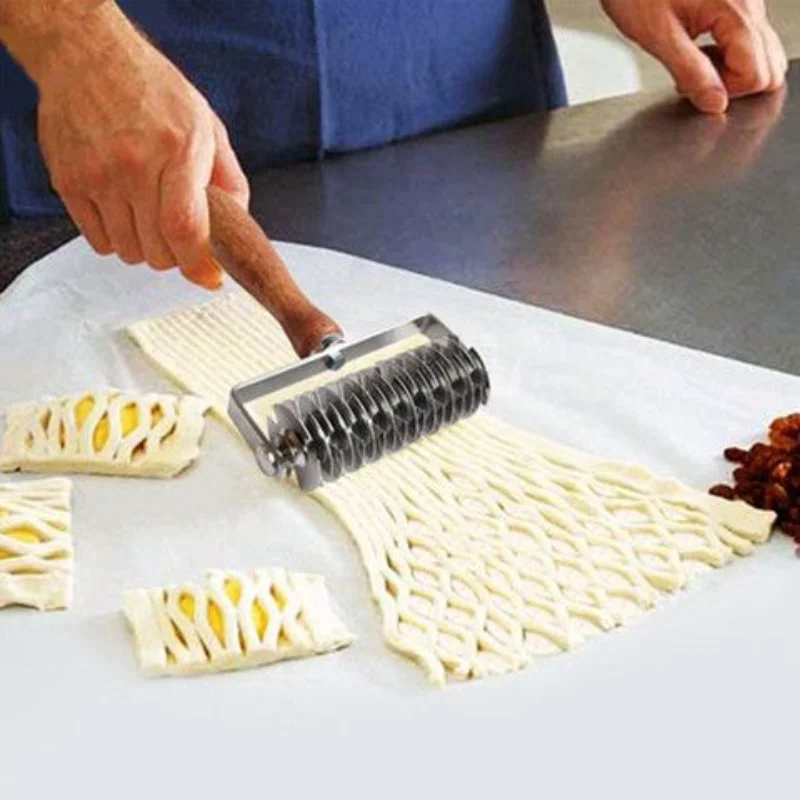 Stainless Steel Noodle Roller Knife, Wooden Handle, Flower Wheel, Pizza, Kitchen Household Tools, Pastry, Cookies