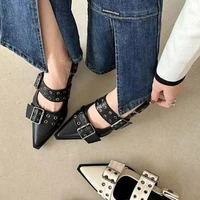 French Style Pointed Toe Mary Jane Shoes Retro Medium Thick Heel Shoes for Women with Skirts and Small Leather Shoes - Image 4