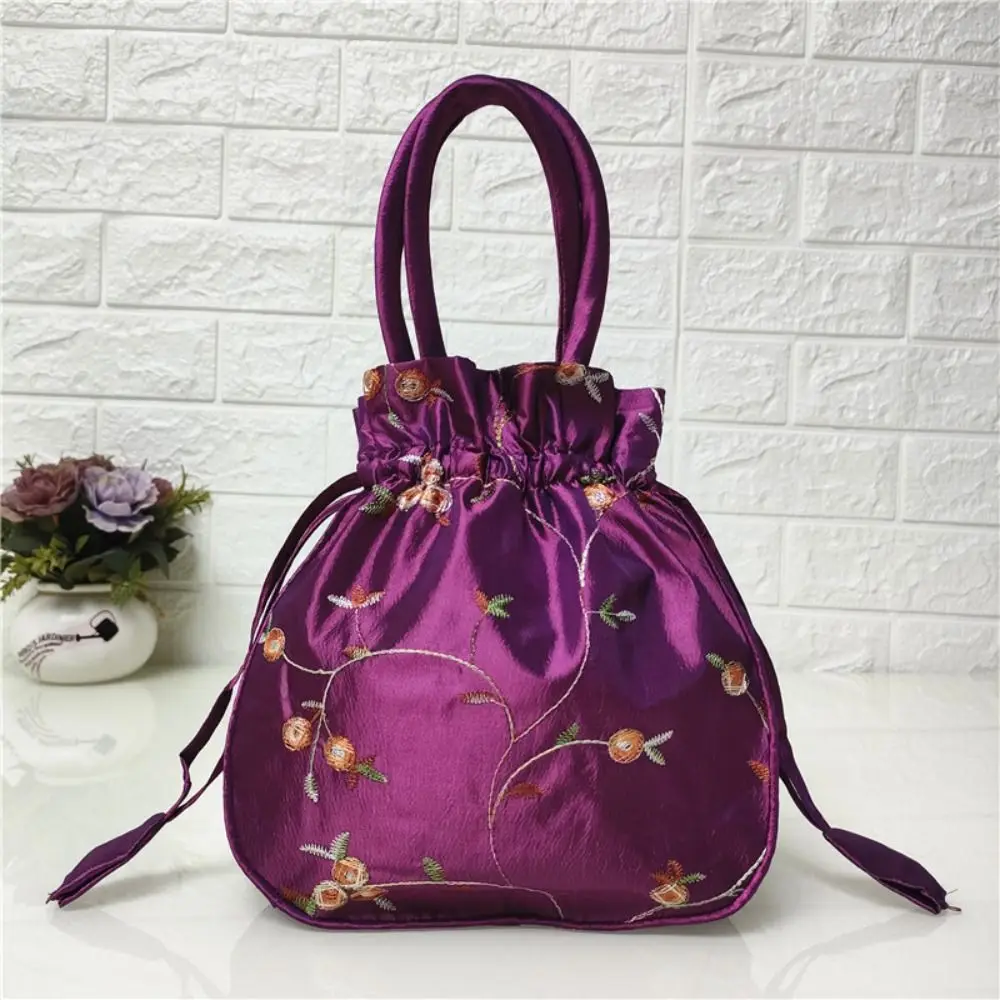 Elegant Embroidered Flower Women Flower Handbags Handmade Top Handle Cosmetic Handbag Purse Ethnic Style Jewelry Bag Women