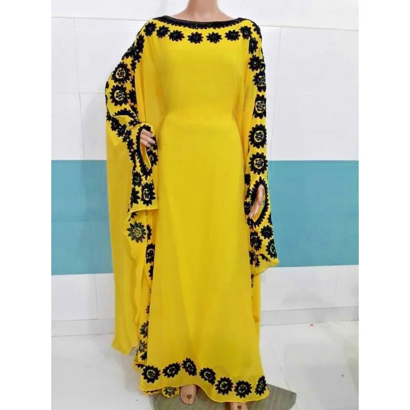 I Vestiti Gialli Di Dubai Marocco Caftani Farasha Abaya Sono Abiti Lunghi Molto Fantasiosi Con Le Tendenze Della Moda Europee E Americane
