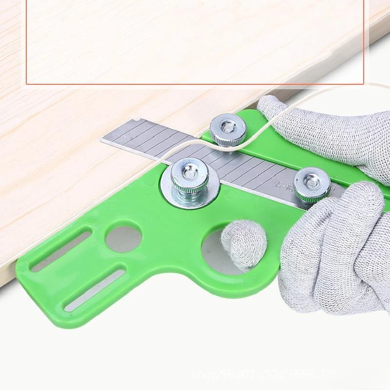 

Woodworking Head PVC Scraping Edge Artifact Thickened Scraping Knife Manual Paint-Free Board Sealing Edge Strip Trimming Knife