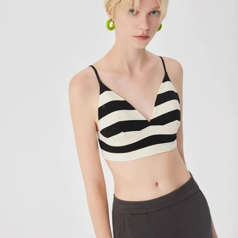 European American Fashion Sexy Stripes Panelled Sports Bra Women High Elasticity Casual Beautiful Back Vest Lingerie Yoga Suit