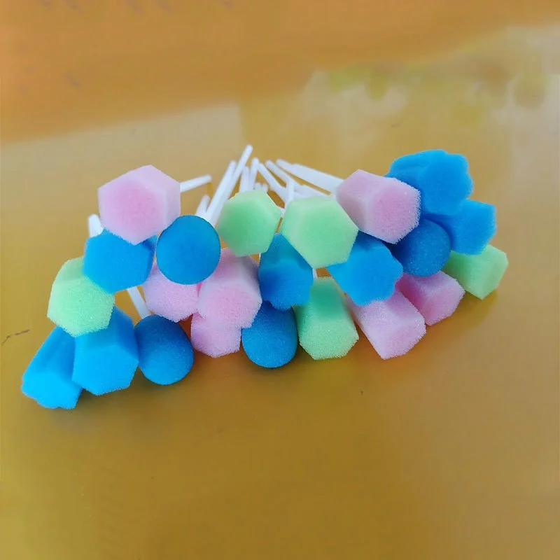 

100PCS/Bag Disposable Oral Care Swabs Mouth Sponge Head Dental Swabstick Oral Medical Use Oral Care For Home Mouth Cleaning Tool